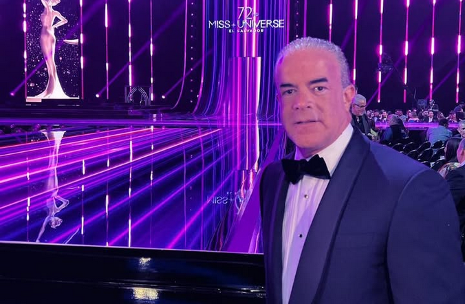 Revelan que Raúl Rocha, dueño de Miss Universo, se convirtió en testigo protegido tras orden de aprehensión por huachicol Revelan que Raúl Rocha, dueño de Miss Universo, se convirtió en testigo protegido tras orden de aprehensión por huachicol