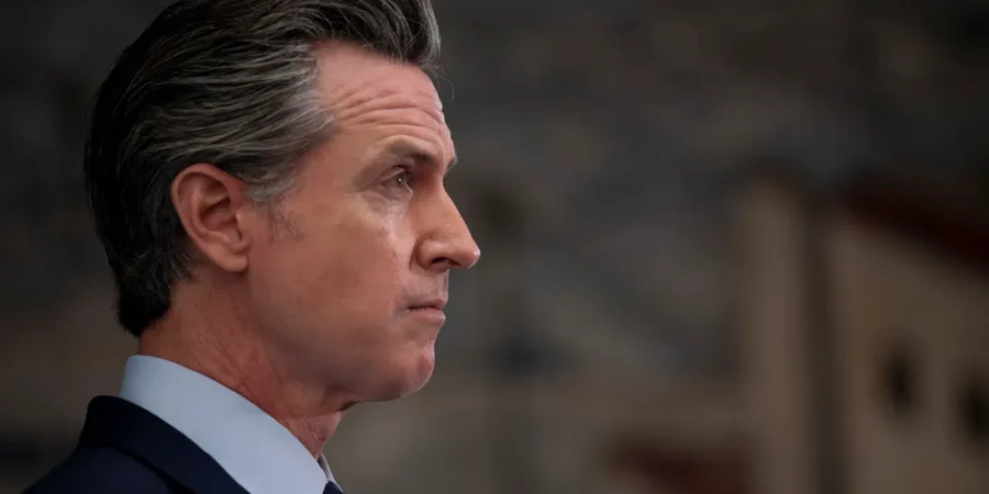 Nuevo presupuesto de California deja dudas sobre apoyo a comunidades inmigrantes