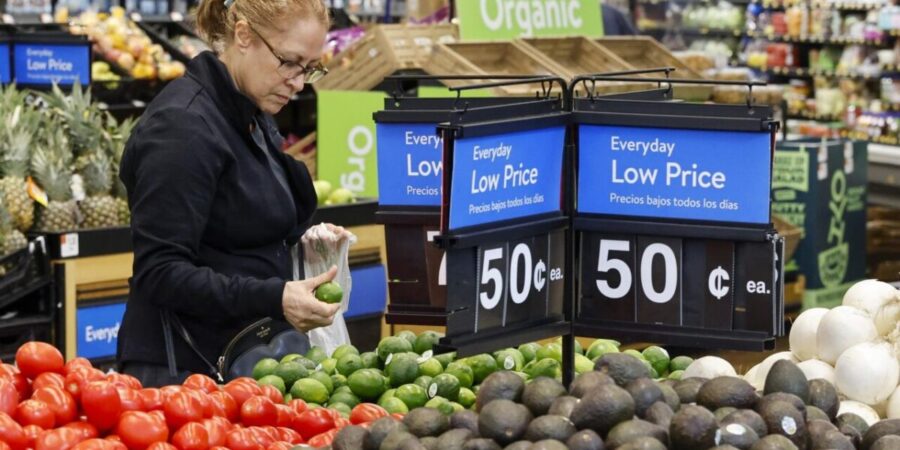 Los aranceles de Trump actúan como un "impuesto doméstico": familias en EE. UU. pierden más de $1,700 anuales