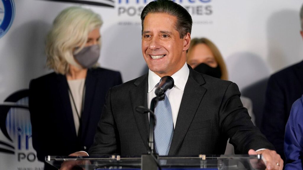 educación bajo sospecha: operativo del fbi desata tormenta política en los ángeles educación bajo sospecha: operativo del fbi desata tormenta política en los ángeles