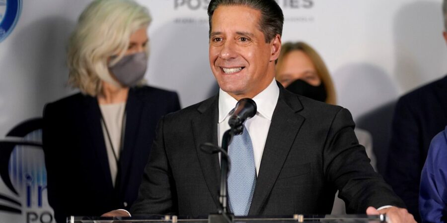 educación bajo sospecha: operativo del fbi desata tormenta política en los ángeles educación bajo sospecha: operativo del fbi desata tormenta política en los ángeles