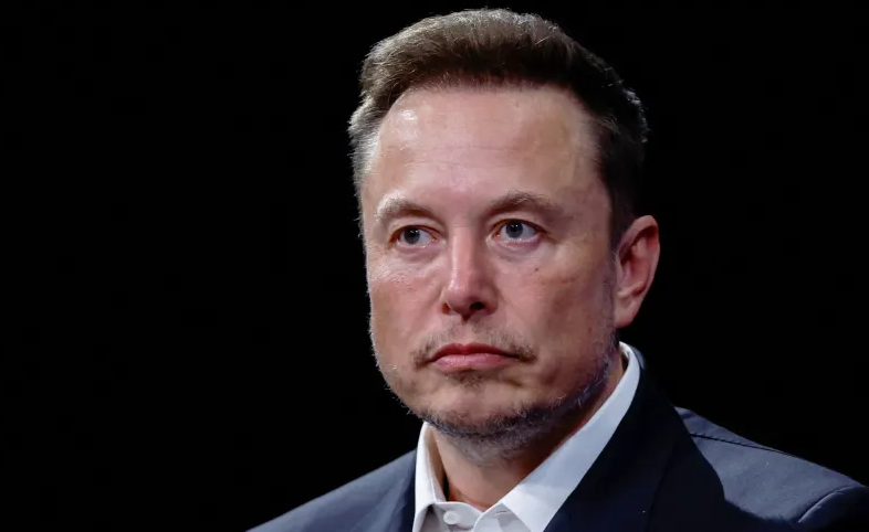Elon Musk rompe récords: Primer hombre en alcanzar los 800 mil millones de dólares tras fusión de SpaceX y xAI Elon Musk rompe récords: Primer hombre en alcanzar los 800 mil millones de dólares tras fusión de SpaceX y xAI