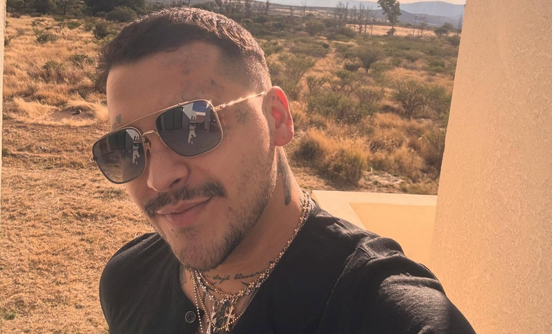 Christian Nodal se queda sin abogados en pleito contra Universal Music Christian Nodal se queda sin abogados en pleito contra Universal Music