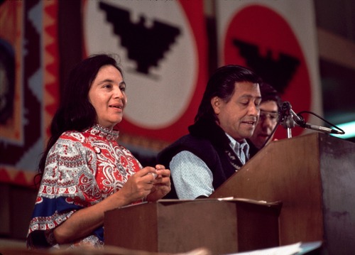 Las nuevas acusaciones contra César Chávez, reveladas por la histórica líder sindical Dolores Huerta, abren un intenso debate sobre la figura del ícono de los derechos laborales en Estados Unidos.