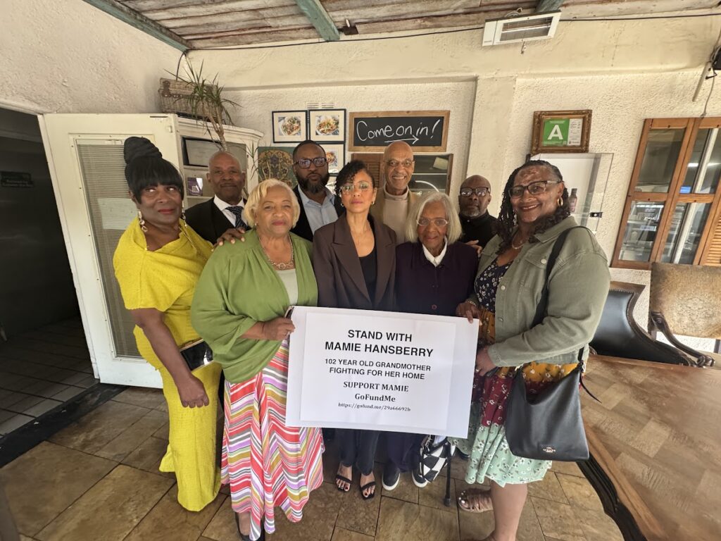 propietaria de 102 años enfrenta batalla legal que podría costarle su hogar y su independencia