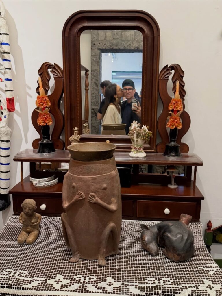 Jessica Alba presume su romántico viaje a la CDMX con su novio Danny Ramírez